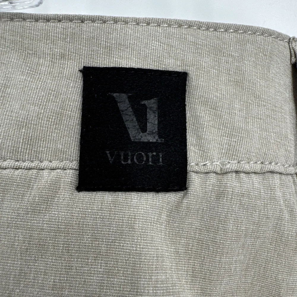 Vuori Aim Performance Men's Chino Shorts Tan Sz 38 Style V368, 8" Inseam - Picture 3 of 13